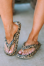 Leopard Luxe: Opulent Comfort & Style