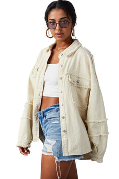 White Frayed Denim Jacket: Your Autumn Must-Have!