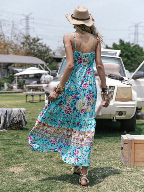 Bohemian Beach Maxi Dress: Effortless Summer Elegance