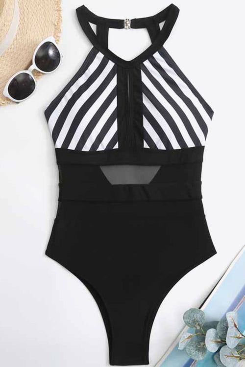 Sunkissed Allure: Backless Beachside Elegance Swimsuit