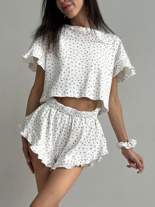 Exquisite Floral Bliss Top & Shorts Set.