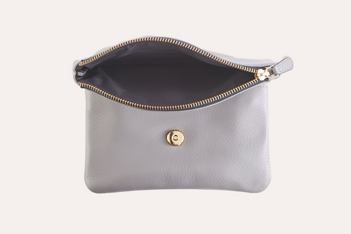 Luxury Pebble Leather Flap Clutch: A Masterpiece!