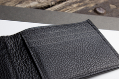 Genteel Pebbled Leather Wallet for Noble Men