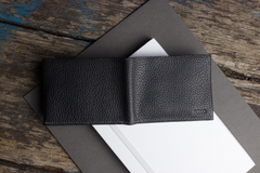 Genteel Pebbled Leather Wallet for Noble Men