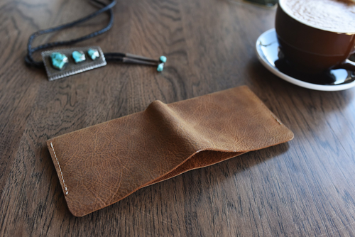 Buck Bifold: Crafted Elegance for Modern Gentlemen.