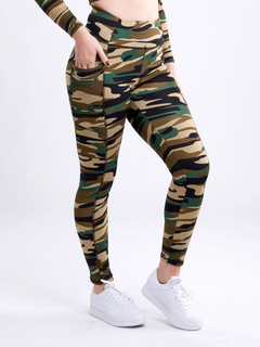 Adventure-Ready High-Waisted Leggings with Cargo Pockets