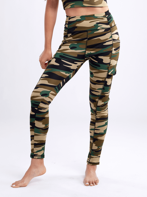 Adventure-Ready High-Waisted Leggings with Cargo Pockets