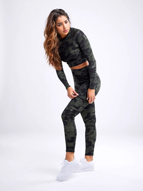 Adventure-Ready High-Waisted Leggings with Cargo Pockets