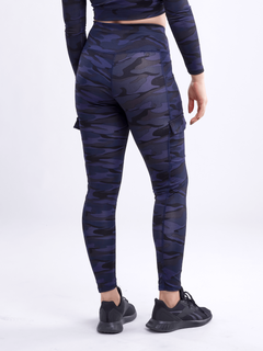 Adventure-Ready High-Waisted Leggings with Cargo Pockets