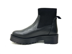 Olivia Black Platform Chelsea Ankle Boots: Pure Luxe