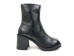 Luxe Noir Elegance: Lyla Block Heel Boot