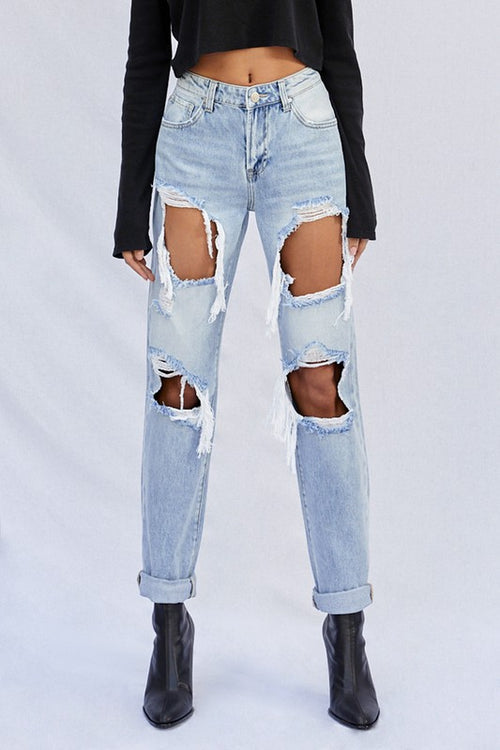 Ripped Baggy Jeans: Effortlessly Cool Style 🌟