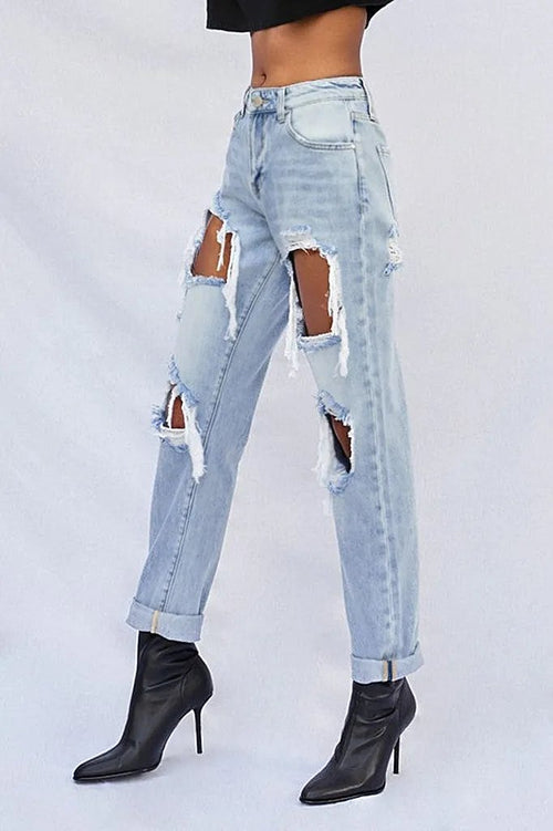 Ripped Baggy Jeans: Effortlessly Cool Style 🌟