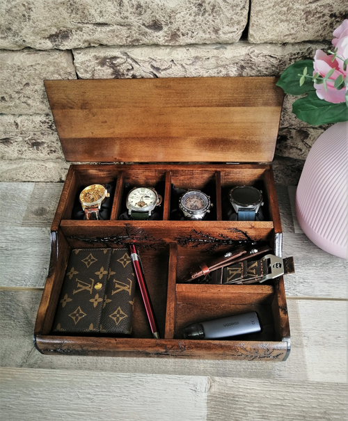 Regal Linden Wood: Timepiece Noble Organiser