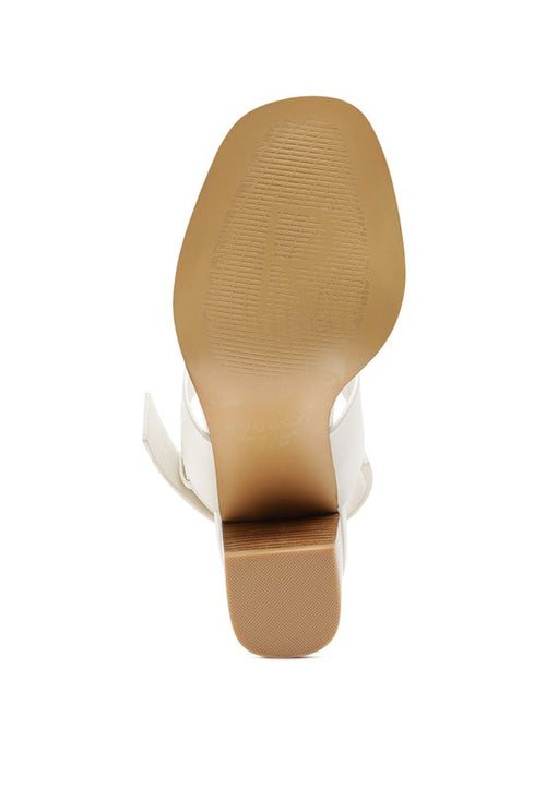 Luxurious Mellow Tan Leather Sandal: Elegance