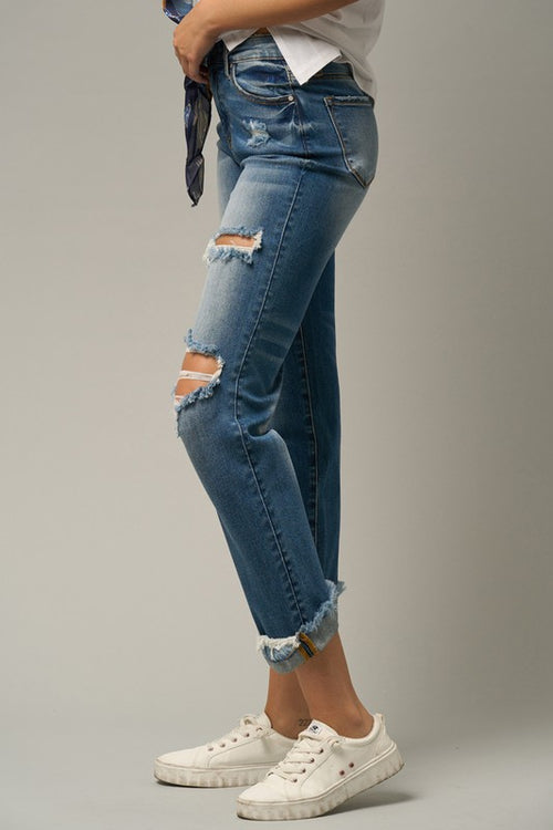 Comfy Boyfriend Jeans: Effortless Chic & Comfortable! 🌟