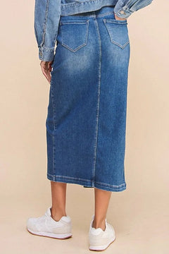 Denim Cargo Skirt: Your New Everyday Favourite!