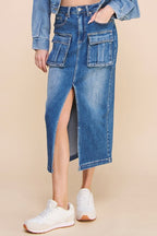 Denim Cargo Skirt: Your New Everyday Favourite!