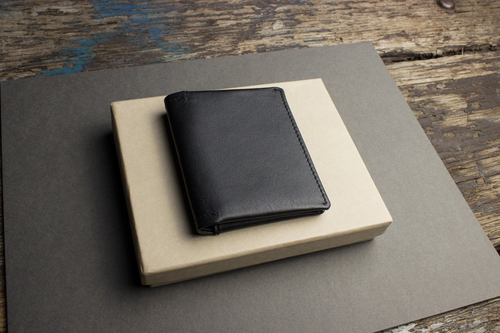 Thou Artisanal Leather Bifold: A Class Apart.