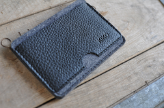 Elegant Sophistication: Bespoke Card Case