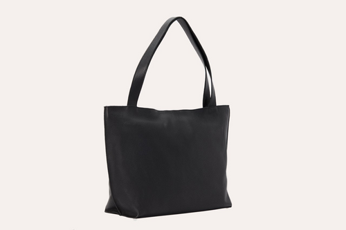 Luxurious Leather Tote: A Bard's Elegance