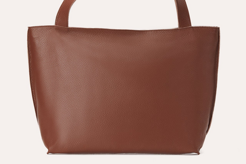 Luxurious Leather Tote: A Bard's Elegance