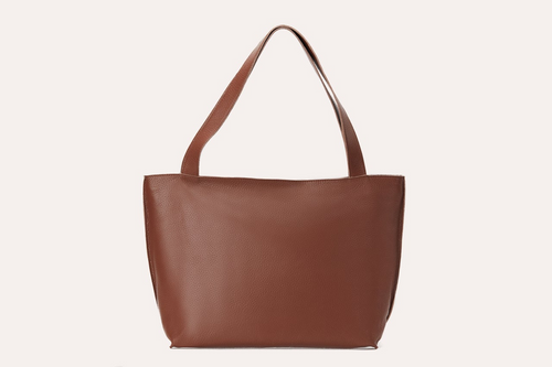 Luxurious Leather Tote: A Bard's Elegance