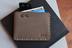 Artisan Leather Card Wallet for Stylish Gents