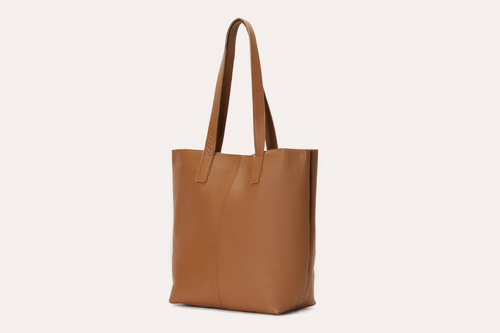 Luxurious Top Grain Cowhide Tote: Journalist's Elegance