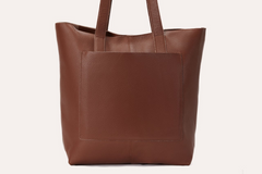 Luxurious Top Grain Cowhide Tote: Journalist's Elegance