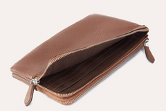 Regal Leather Wristlet: Dual Zippers Majesty