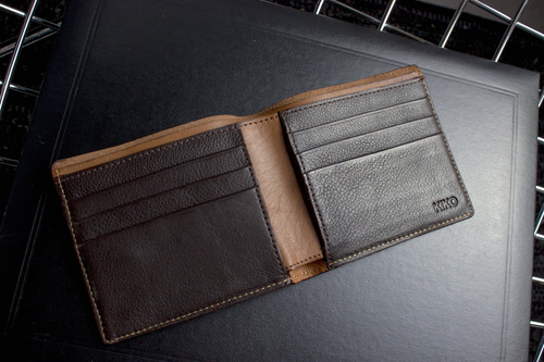 Luxurious Double Bifold Wallet in Cowhide Majesty