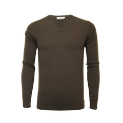 Sumptuous Cashmere V Neck: Pure Elegance