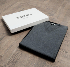 Black Cashmere V-Neck: Timeless Sophisticated Elegance