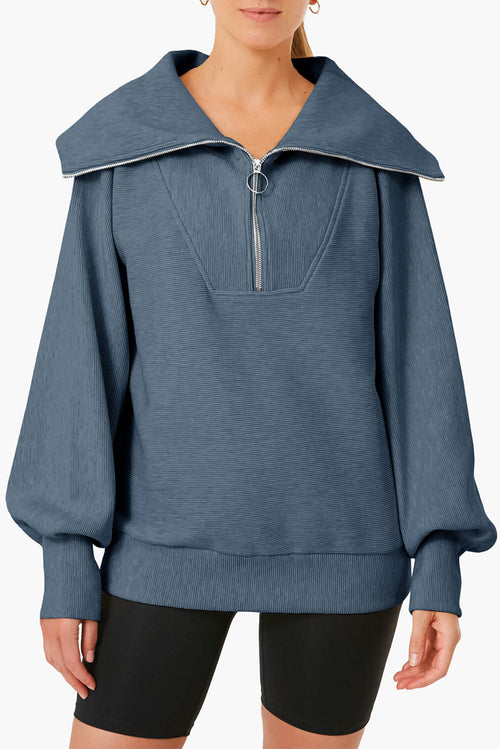 Cozy Quarter Zip Sweatshirt: Stay comfy, look stylish!