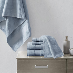 Opulent Turkish Cotton Towels: Bathing in Luxury.