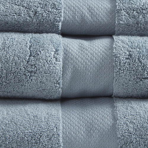 Opulent Turkish Cotton Towels: Bathing in Luxury.