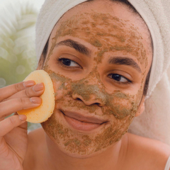 Organic Tumeric Vitamin C & E Brightening & Tightening Face Mask - 2 oz.