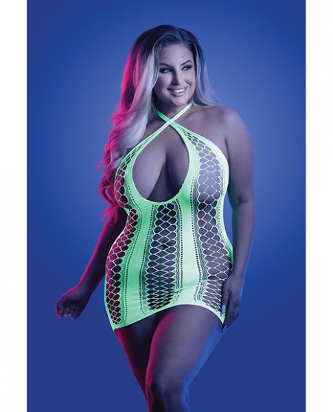Glowing Green Halter Dress Set: Embrace Passion.
