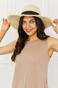 Fame Fringe Rim Straw Hat: Sun's Muse