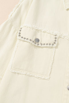 White Frayed Denim Jacket: Your Autumn Must-Have!