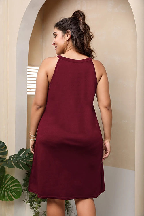 Allure's Embrace: Plus Size Romantic Elegance ❤️