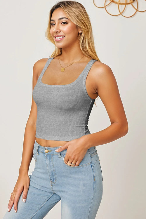 Comfy & Stretchy Tank: Your Everyday Essential! 😊