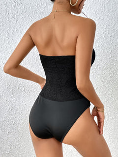 Elegant Sweetheart Neck Bodysuit: Sophisticated Staple