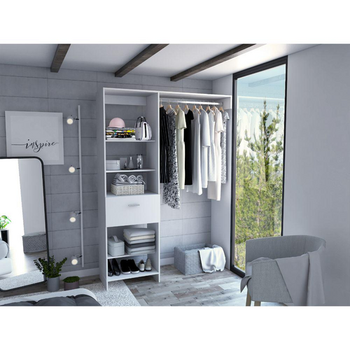 Opulent White Closet System: Elegance Redefined