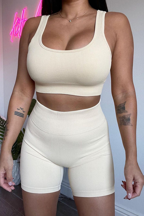 White Ribbed Knit Yoga Set: Fashion & Function