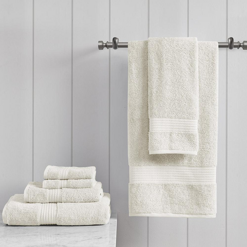 Opulent Organic Cotton Towels: A Royal Bath