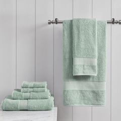 Opulent Organic Cotton Towels: A Royal Bath