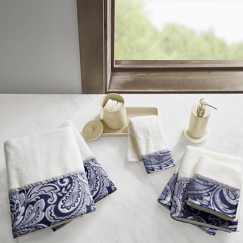 The Opulent Aubrey Luxe Towel Set