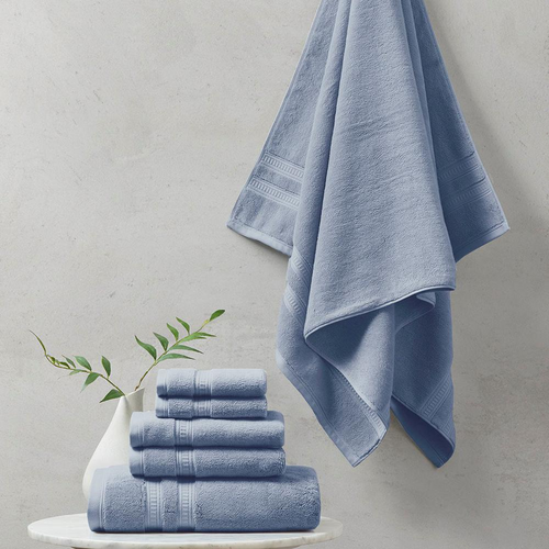 Soft Cotton Feathers: Luxury Fit for Kings 🛁